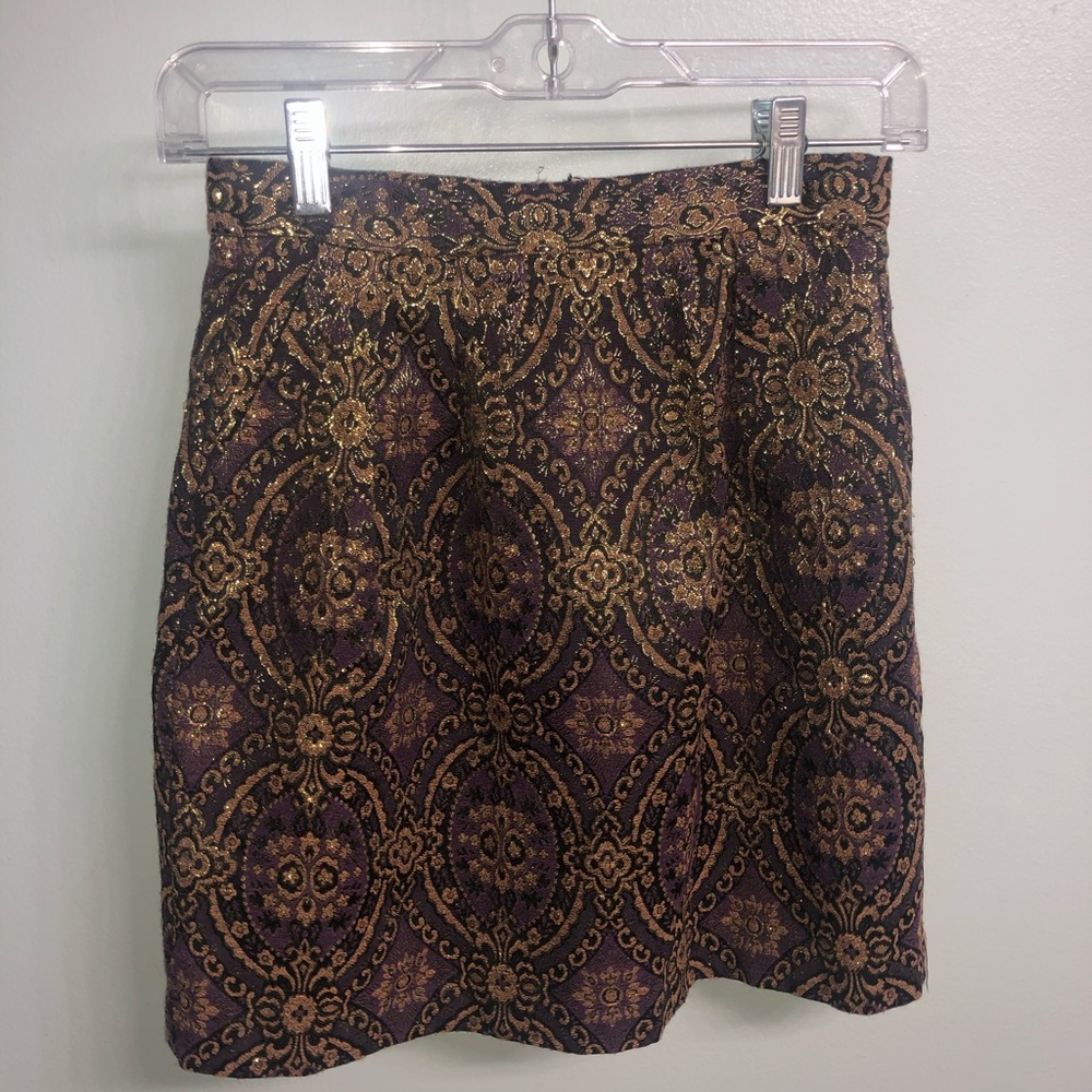 Formal skirt